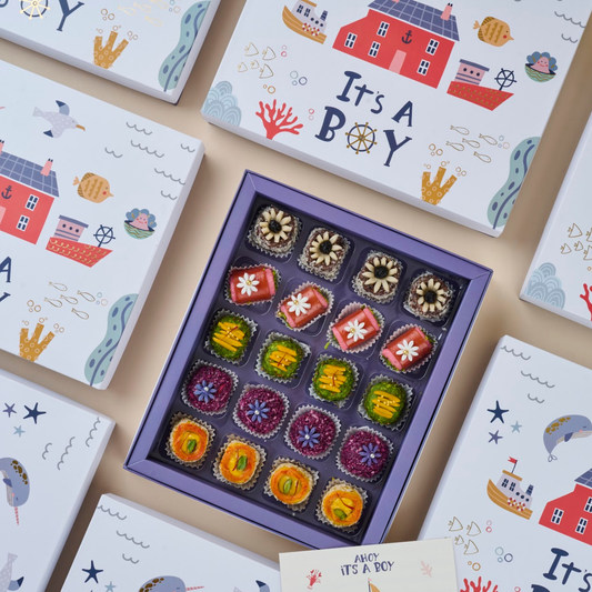 Custom baby hamper blending tradition and modern design by Mewaz