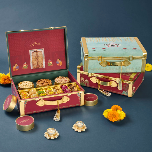 Custom-corporate-gift-boxes-with-company-logo-and-premium-branding 
