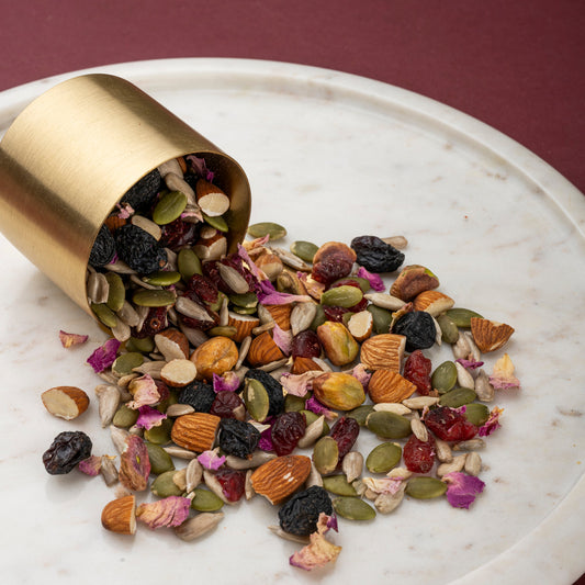 Mix Roasted Nuts and Seeds