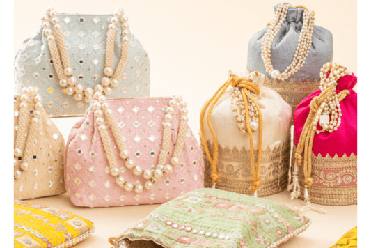 Perfectly Curated Hampers for a Luxurious Destination Wedding
