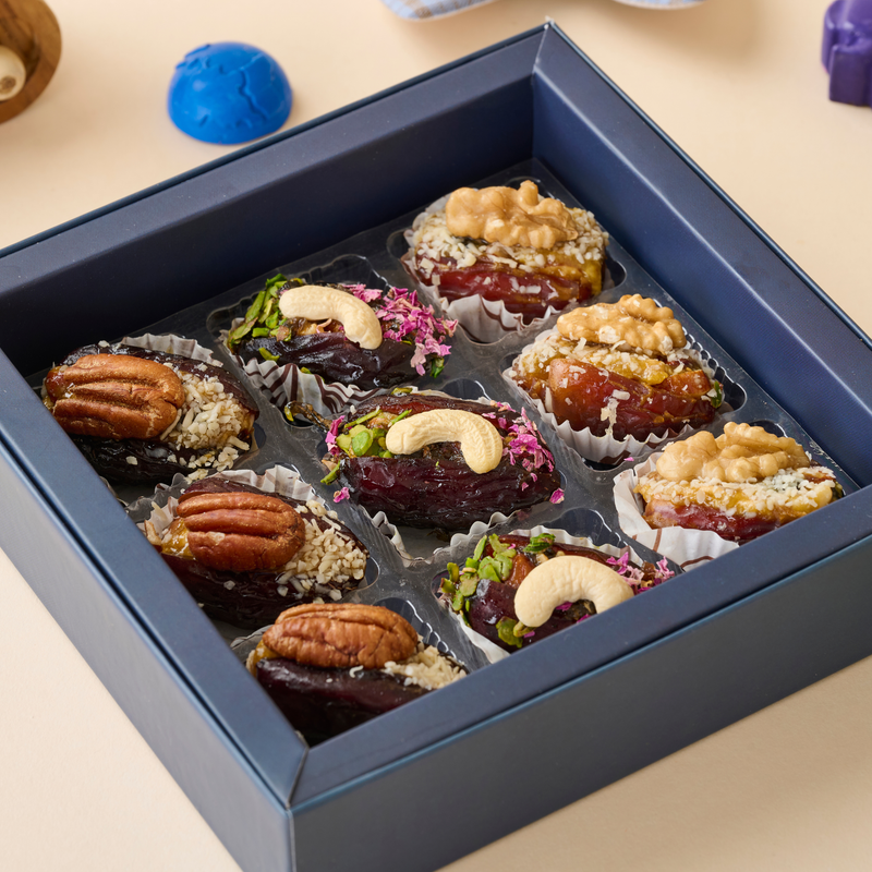 Dino Party - Baby Boy - 9pc Stuffed Dates Box