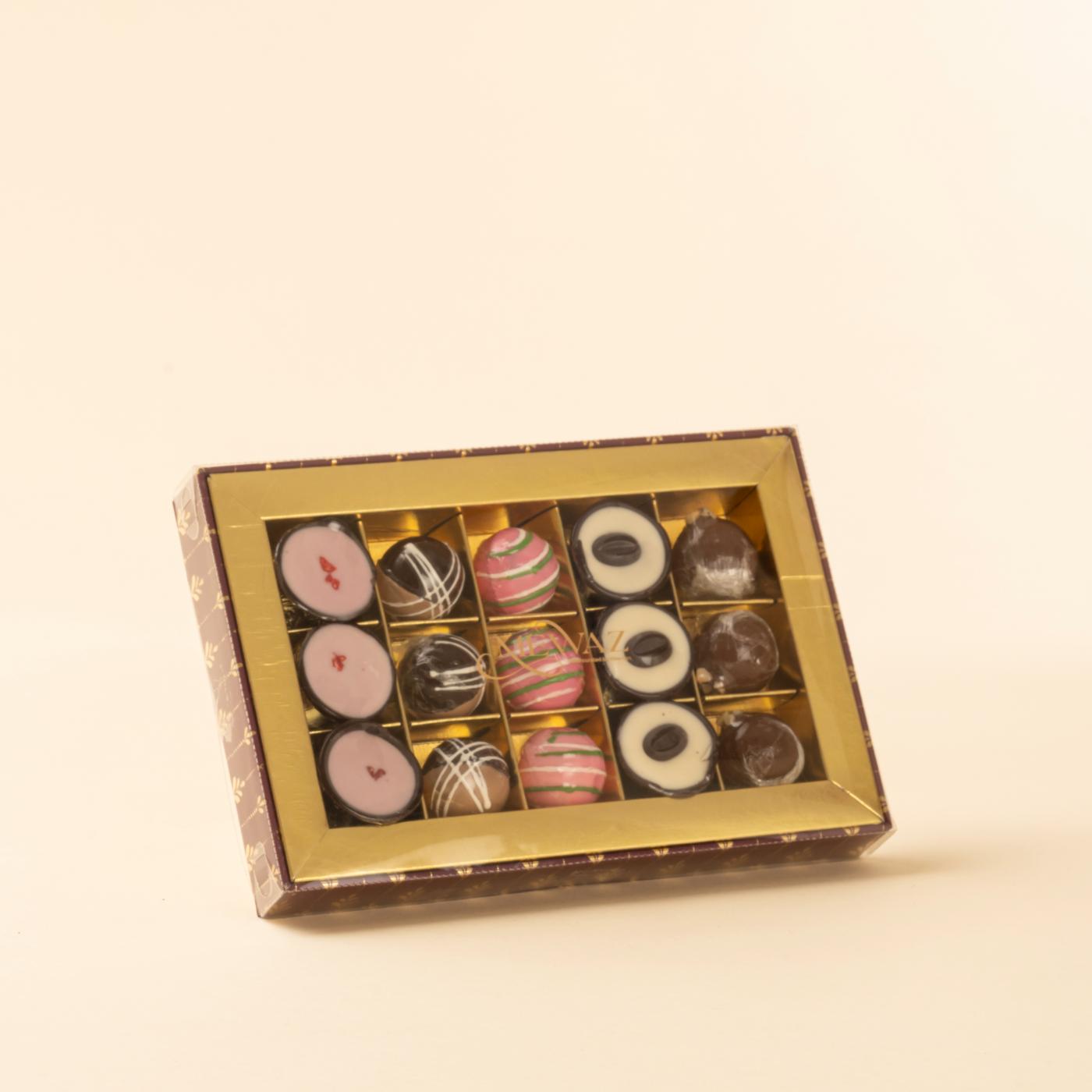 Buy Now Mewaz Luxury Dessert Box. Almond & Blueberry Cheesecake Mumbai