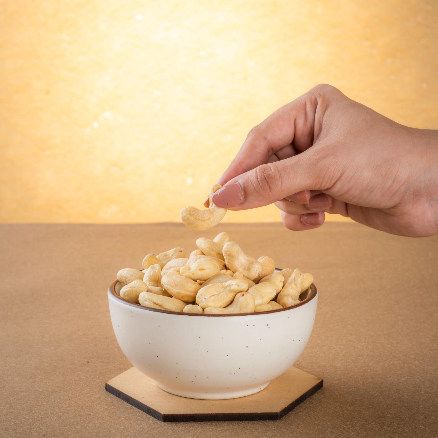 Buy roasted salted cashews from Mewaz, premium quality and best price online