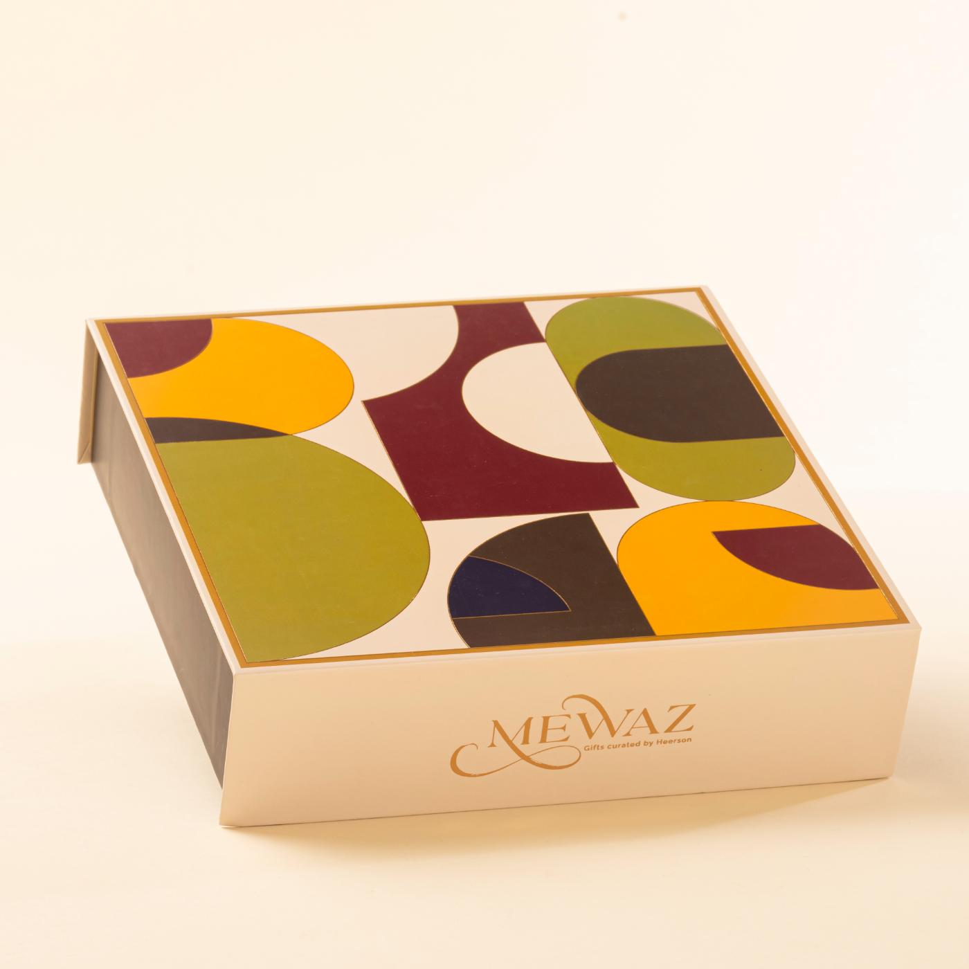 Shop Now Mewaz Luxury Dessert Box. Almond & Blueberry Cheesecake Mumbai